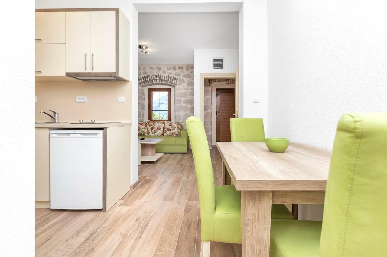 Apartments Mezini 11 Котор Екстер'єр фото