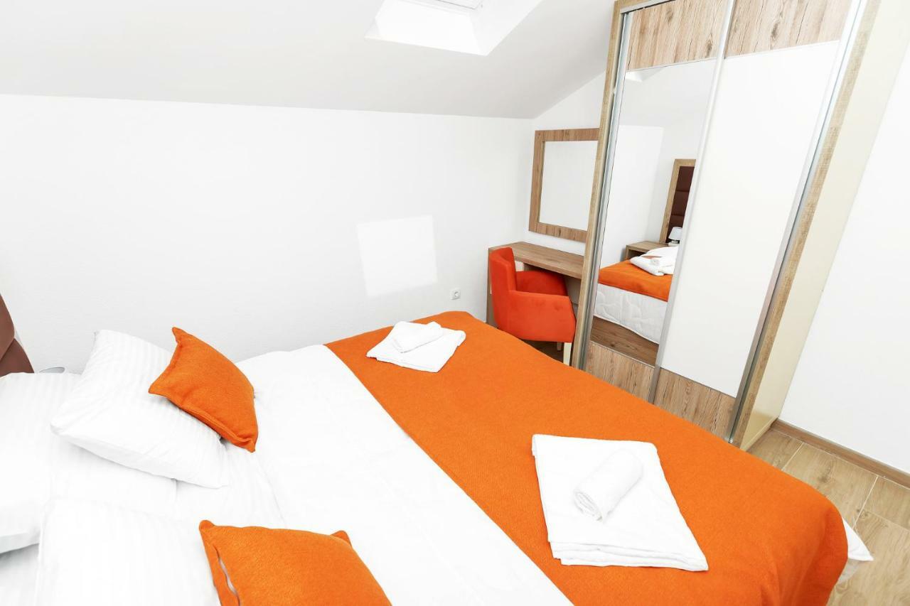 Apartments Mezini 11 Котор Екстер'єр фото