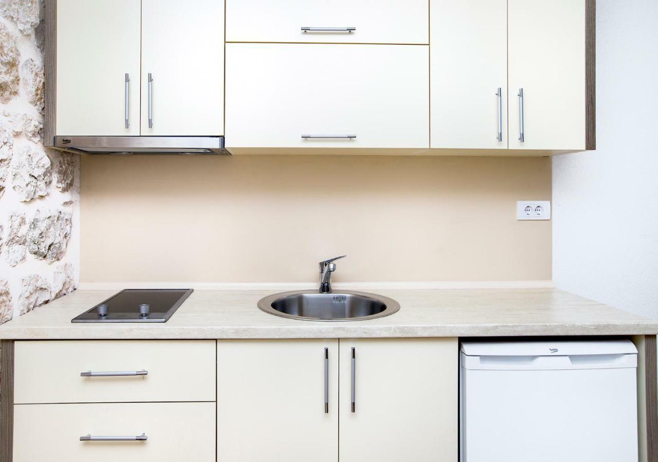 Apartments Mezini 11 Котор Екстер'єр фото