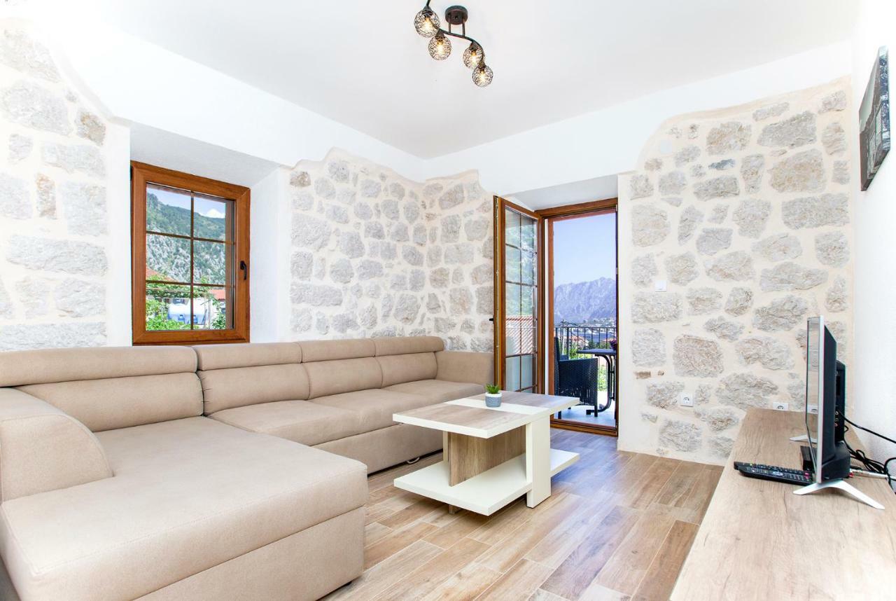Apartments Mezini 11 Котор Екстер'єр фото